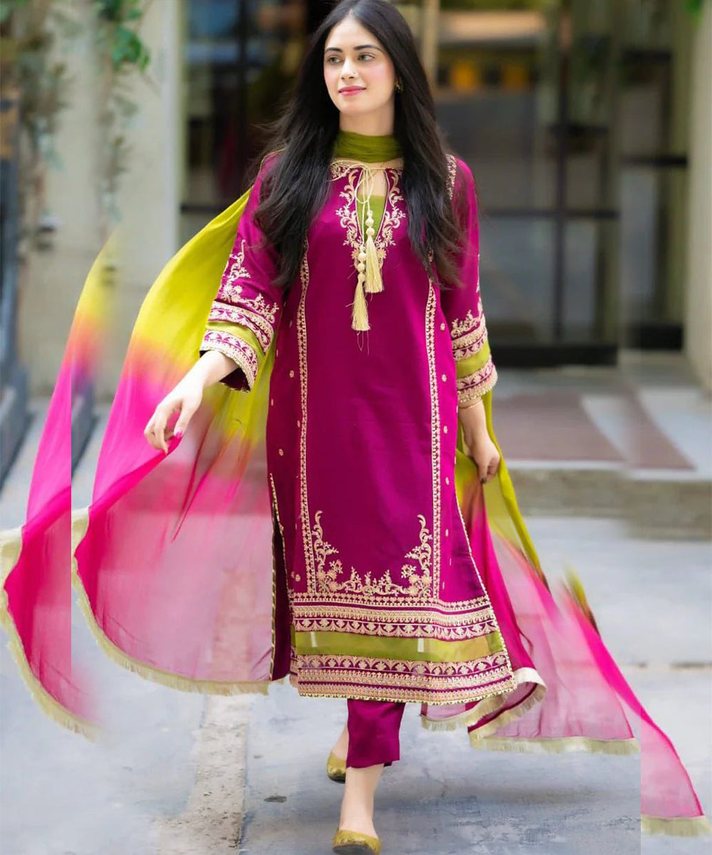 Omal By Komal Linen 3PC Embroidered With Chiffon Dye N Dye Dupatta-1311